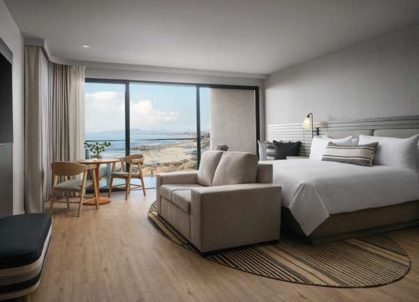  - Alila Marea Beach Resort Encinitas - I-5, Exit 44