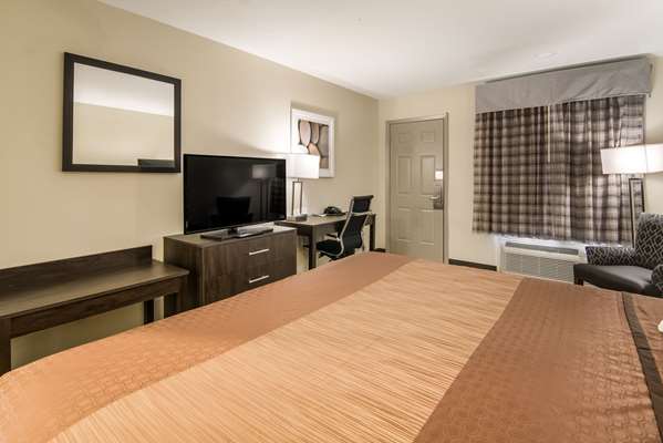  - Quality Inn & Suites SMU Dallas - I-75, Exit 2