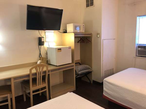  - Rodeway Inn Pigeon Forge