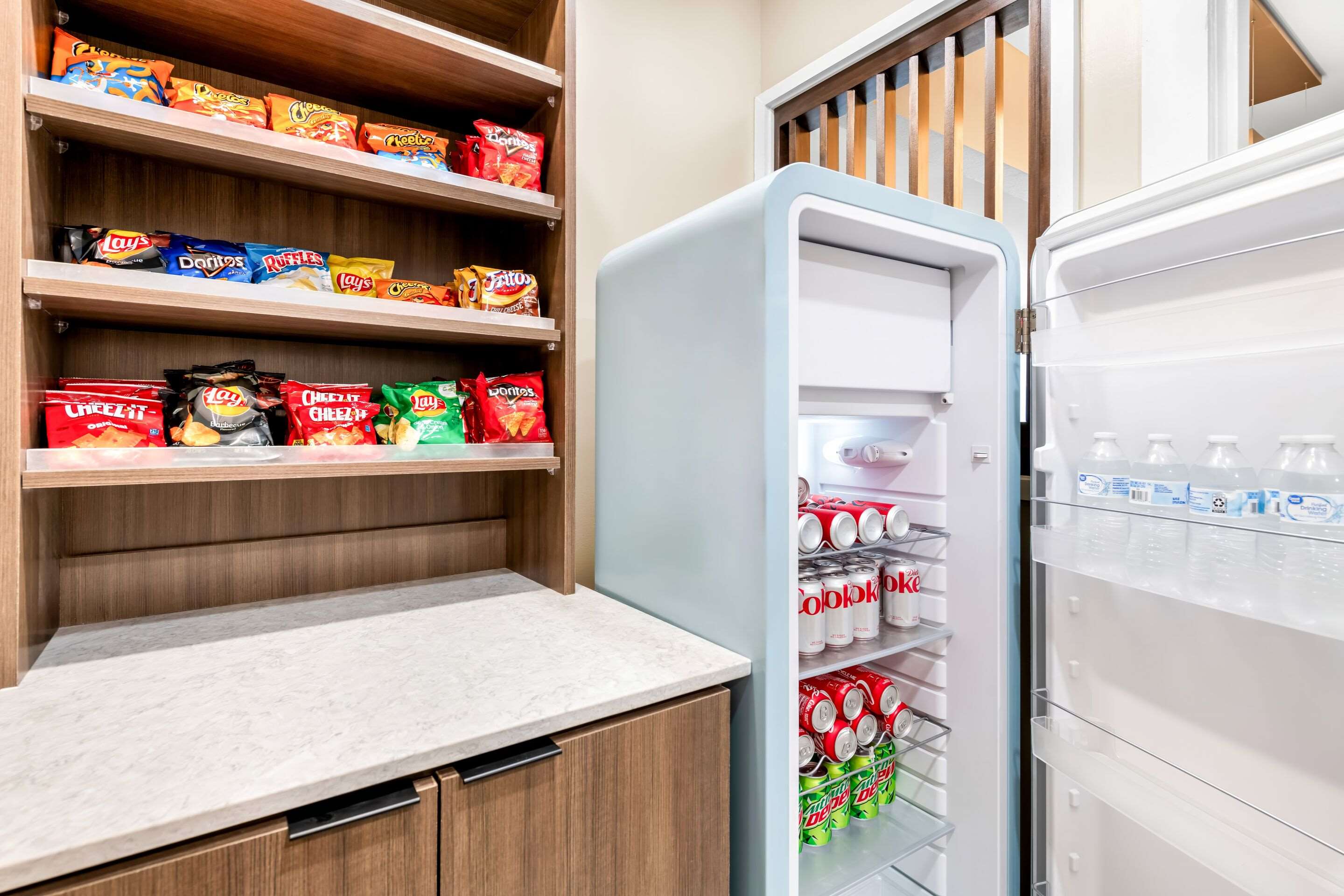 Hotel marketplace | Rodeway Inn