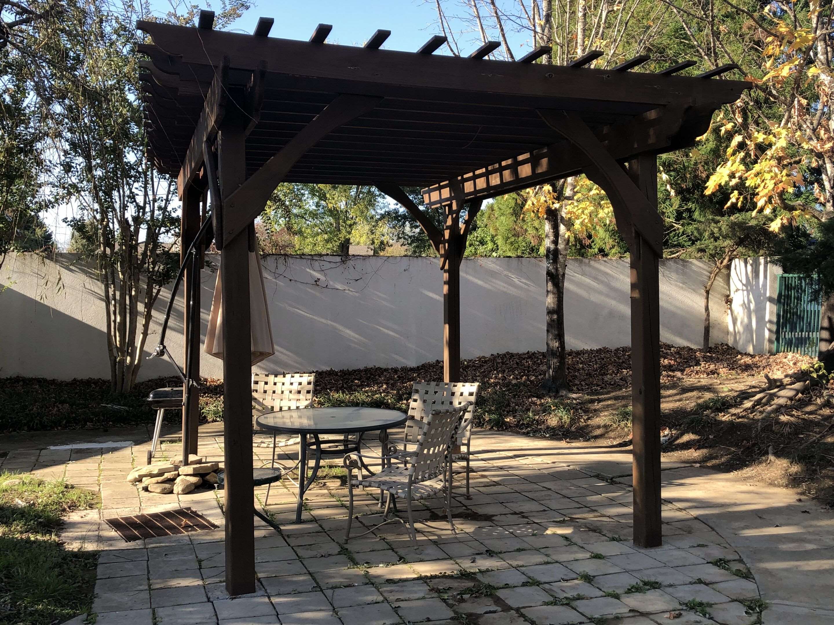 Relax on the sundeck | Rodeway Inn