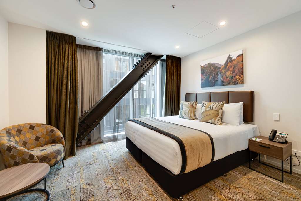 LQ REMARKABLES PARK QUEENSTOWN-guestroom-Guest Room,Suite,On-Site.jpg