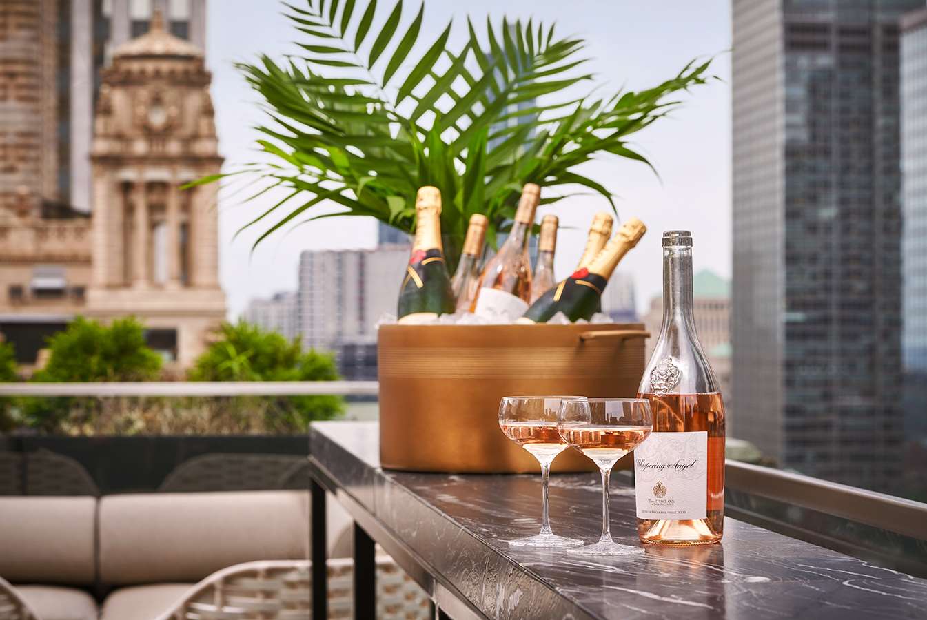 Pendry Chicago Rooftop - Château Carbide