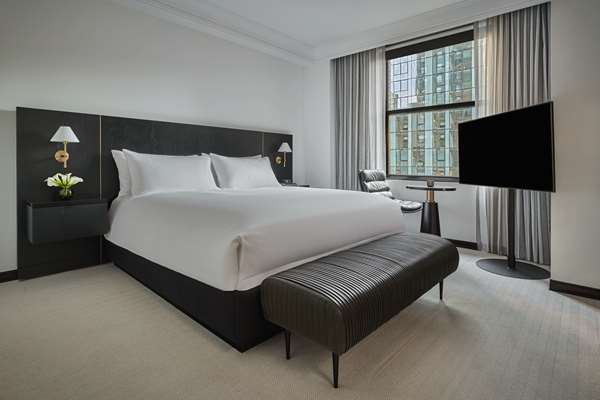 Suite - Pendry Hotel Downtown Chicago
