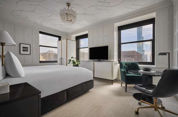 Suite - Pendry Hotel Downtown Chicago
