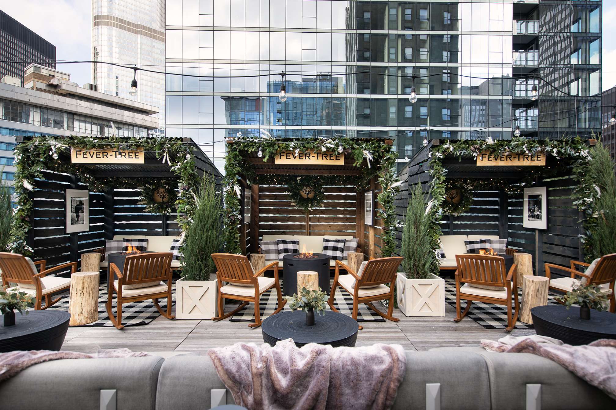 Pendry Chicago Rooftop - Château Carbide Winter Lodges