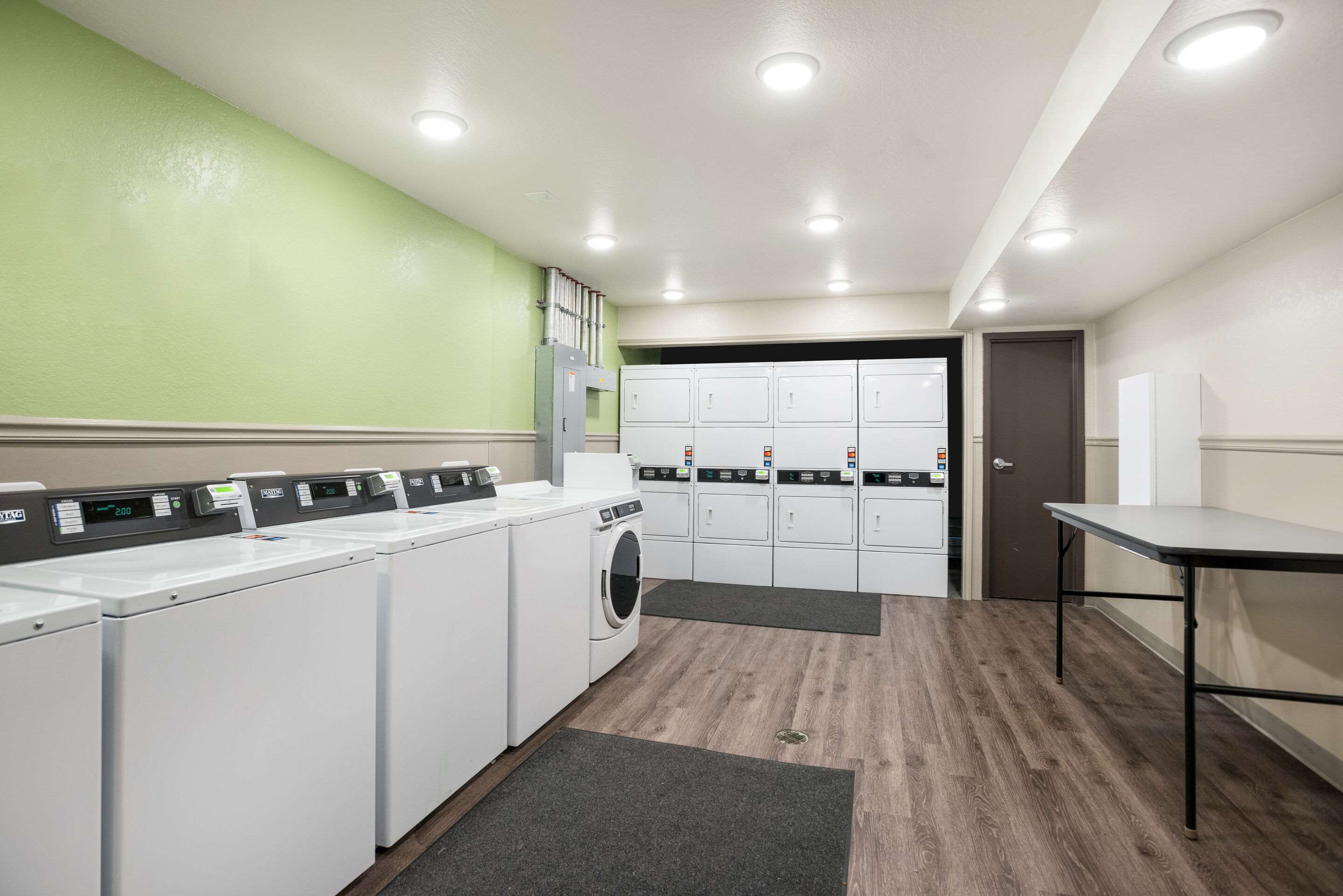 Guest laundry facilities | WoodSpring Suites Sulphur - Lake Charles