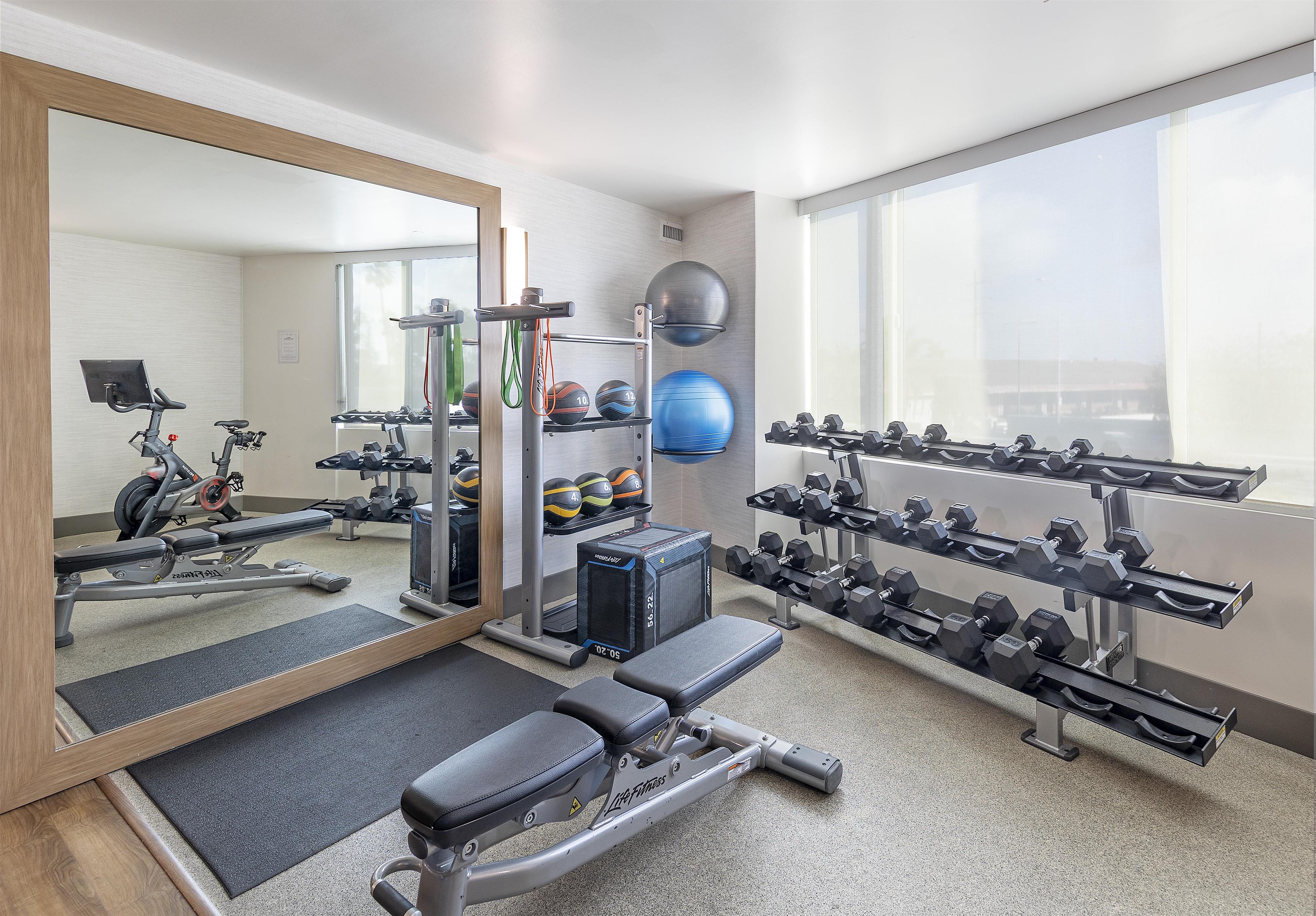Health club fitness center gym | Belamar Hotel Manhattan Beach, Tapestry Collection by Hilton