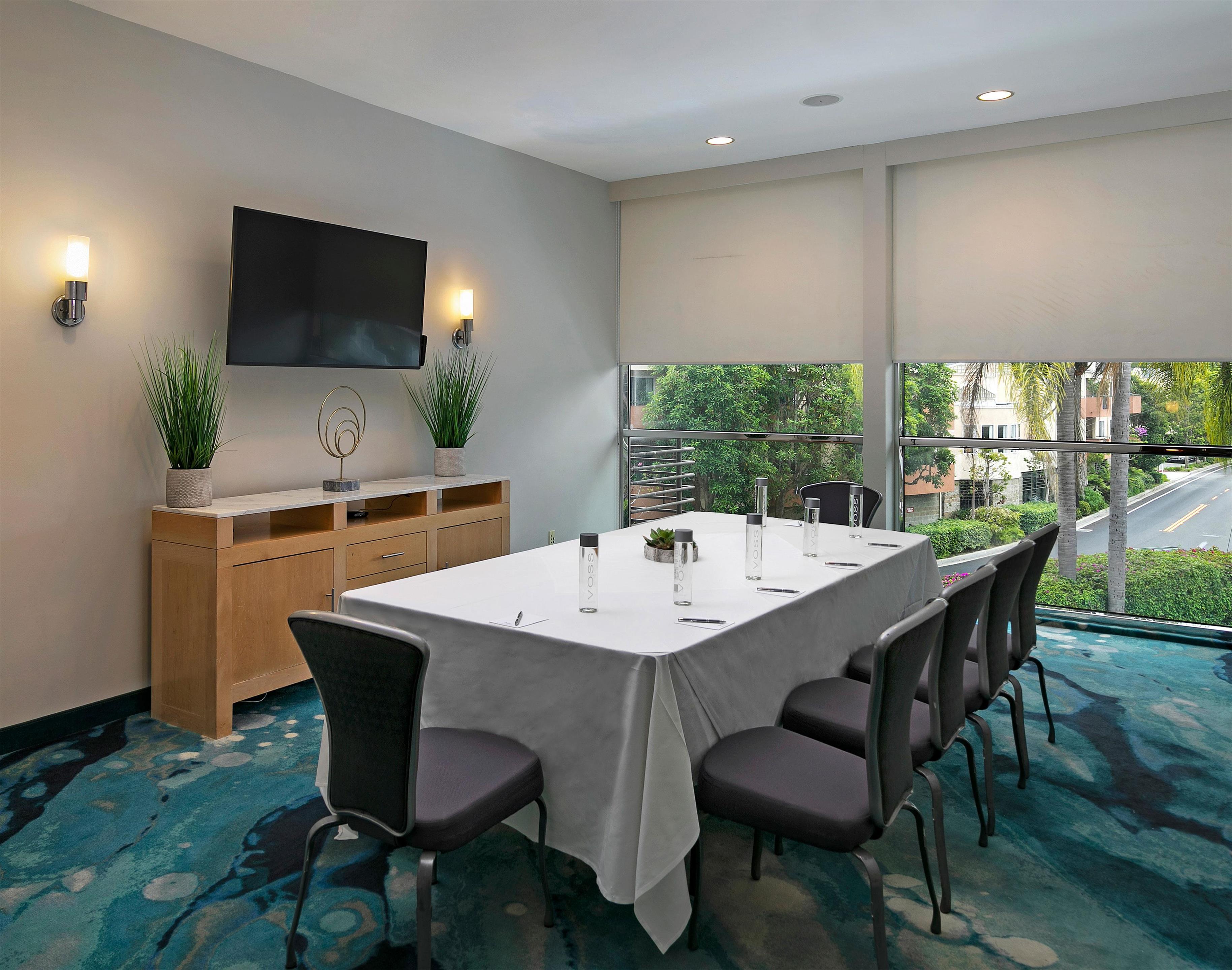 Meeting Room | Belamar Hotel Manhattan Beach, Tapestry Collection by Hilton