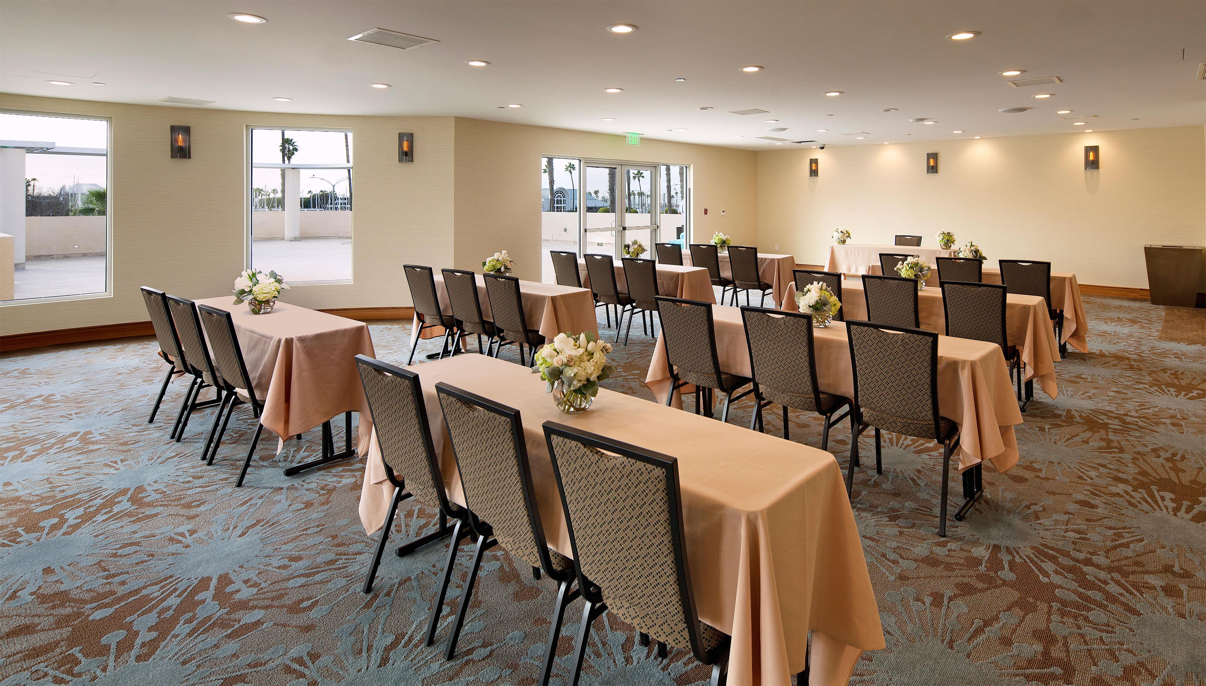 Meeting Room | Redondo Beach Hotel, Tapestry Collection by Hilton