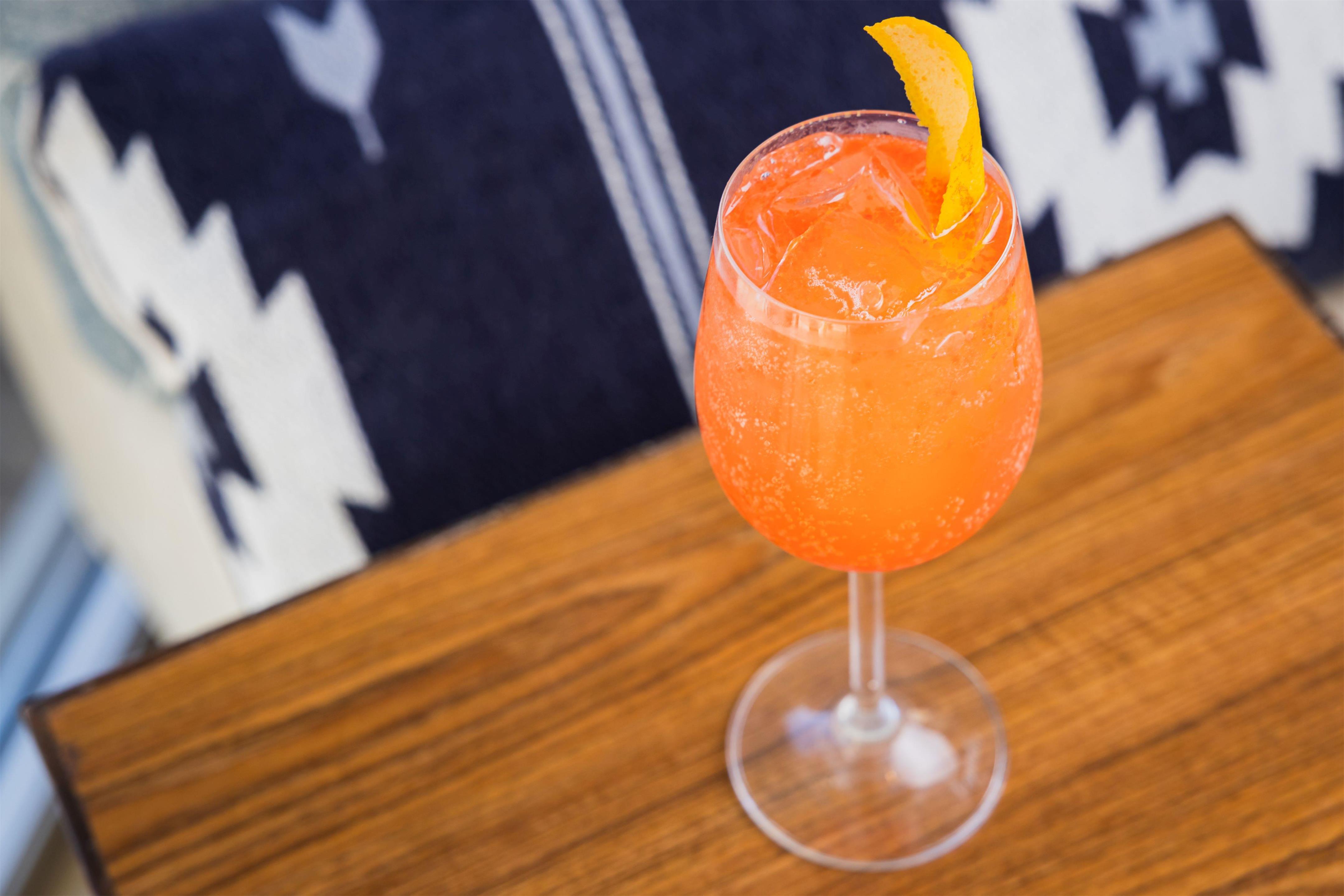 BarLounge | Redondo Beach Hotel, Tapestry Collection by Hilton
