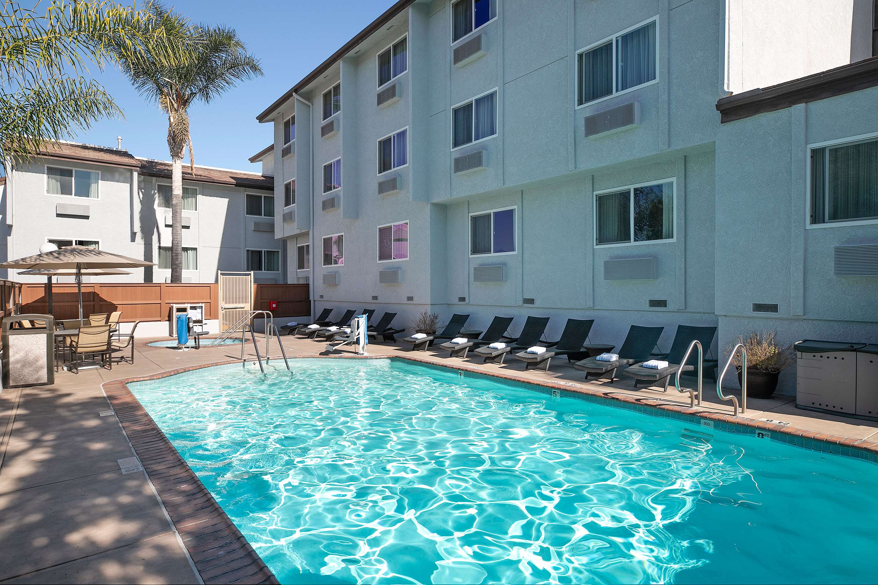 Pool | The Wayfarer San Luis Obispo, Tapestry Collection