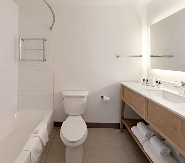  - Wayfarer SLO Hotel San Luis Obispo