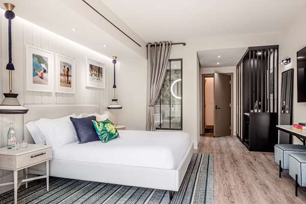  - Ray Hotel Delray Beach