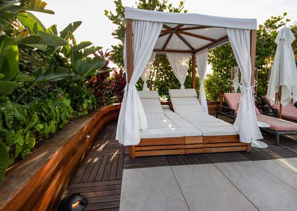 Pool - Ray Hotel Delray Beach