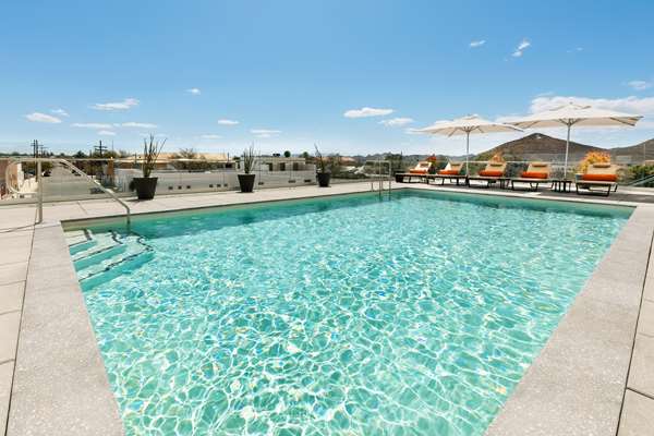 Pool - DoubleTree by Hilton Convention Center Tucson - I-10, Exit 258