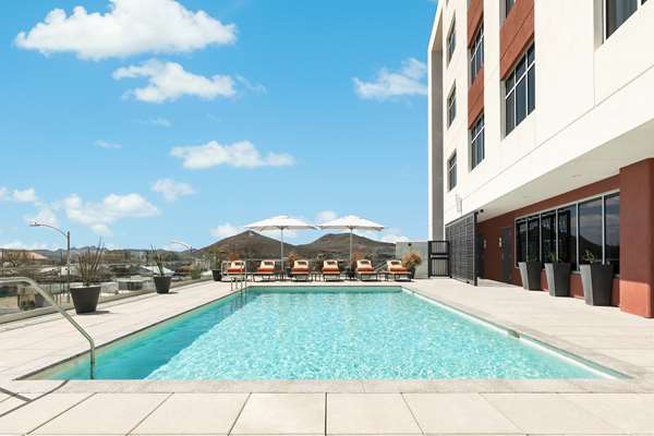 Pool - DoubleTree by Hilton Convention Center Tucson - I-10, Exit 258