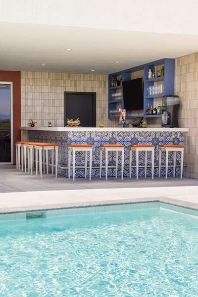 Pool - DoubleTree by Hilton Convention Center Tucson - I-10, Exit 258