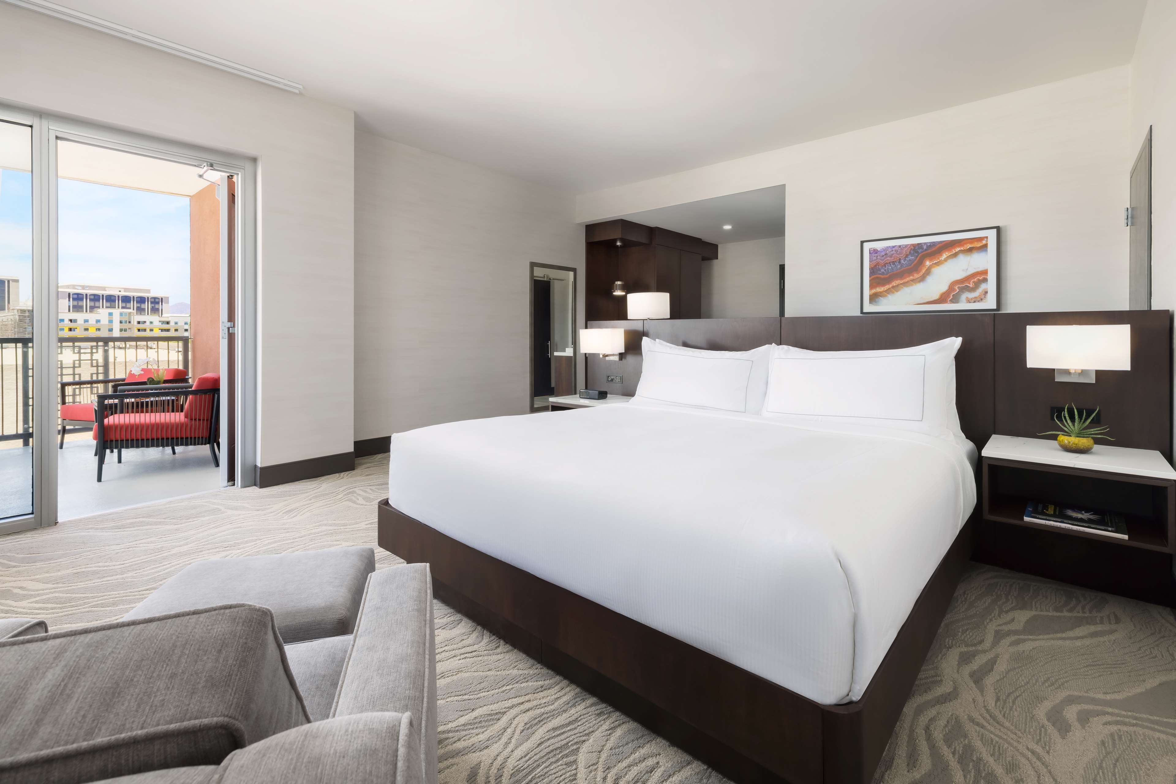 DoubleTree by Hilton Tucson Downtown Convention Center Room Type - 1 KING 1 BEDRM STE-BALCONY
