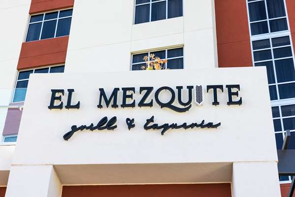 Restaurant - DoubleTree by Hilton Convention Center Tucson - I-10, Exit 258