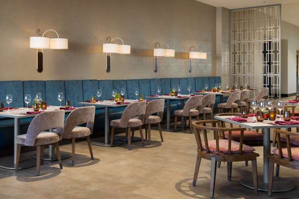 Restaurant - DoubleTree by Hilton Convention Center Tucson - I-10, Exit 258