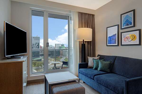  - Homewood Suites by Hilton Downtown Montreal