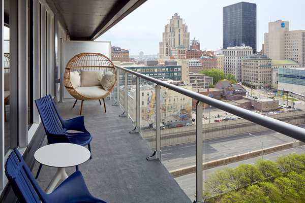  - Homewood Suites by Hilton Downtown Montreal