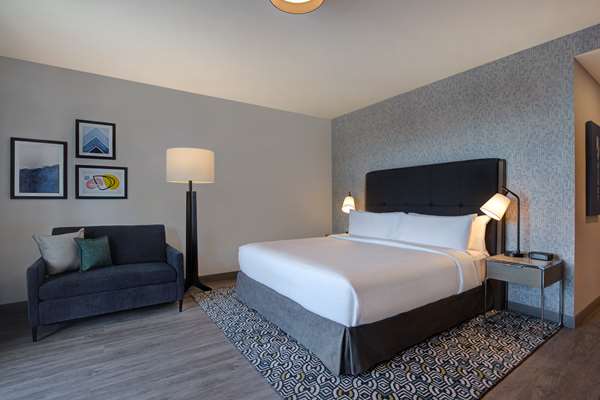  - Homewood Suites by Hilton Downtown Montreal