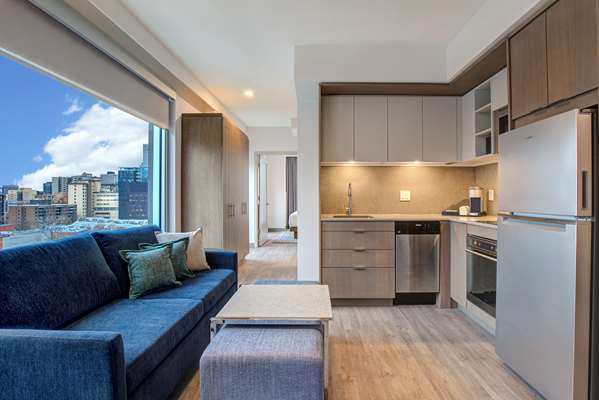  - Homewood Suites by Hilton Downtown Montreal