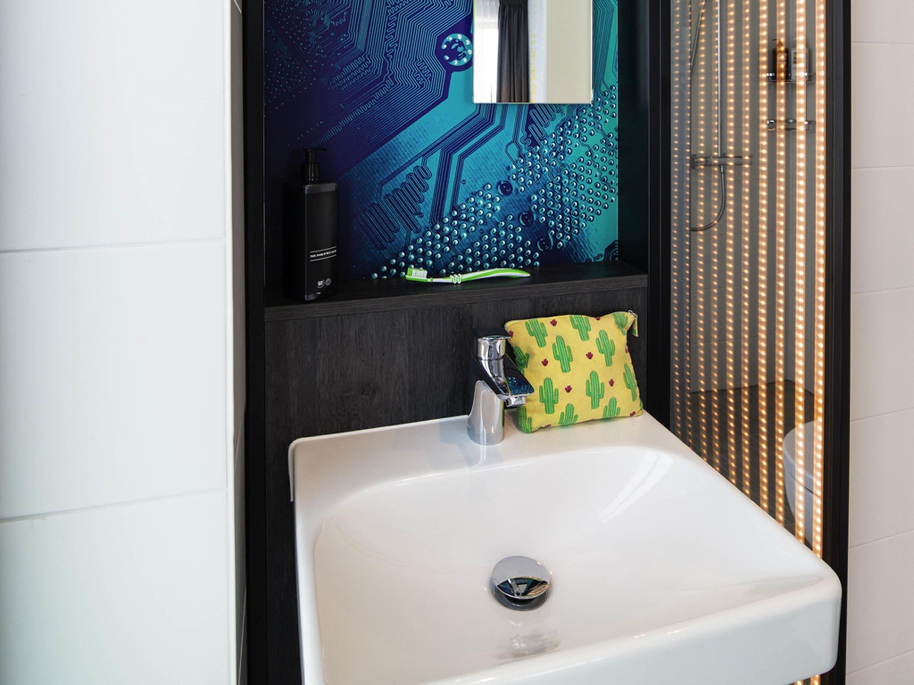 IBIS STYLES DELFT CITY CENTRE Room Type - Family room