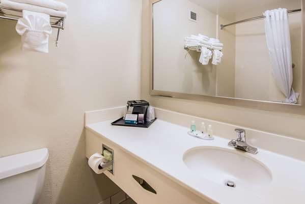Suite - Quality Inn Danville