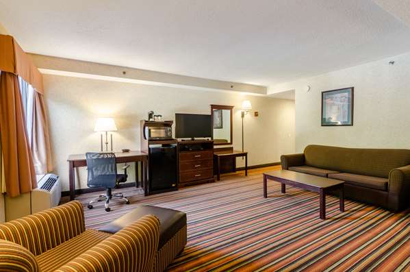 Suite - Quality Inn Danville