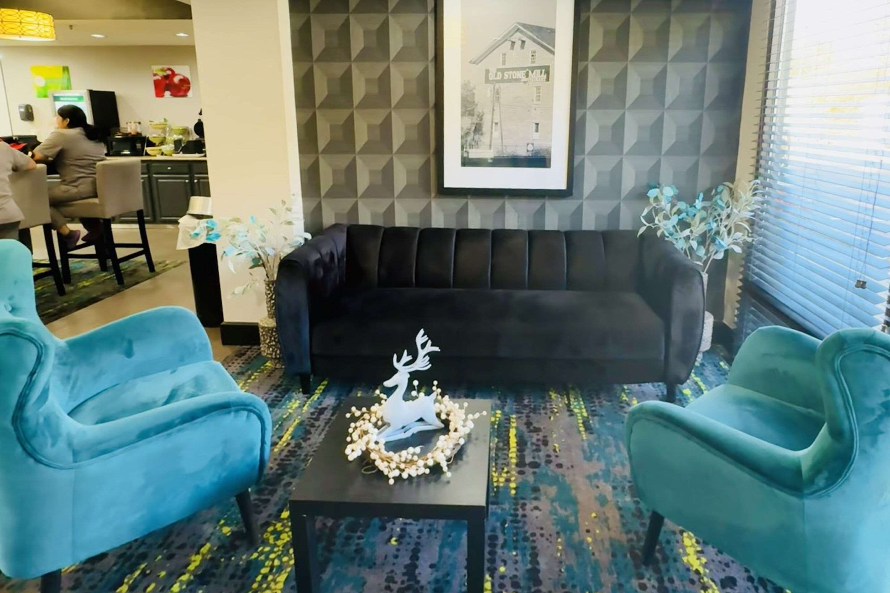 Hotel lobby | Quality Inn