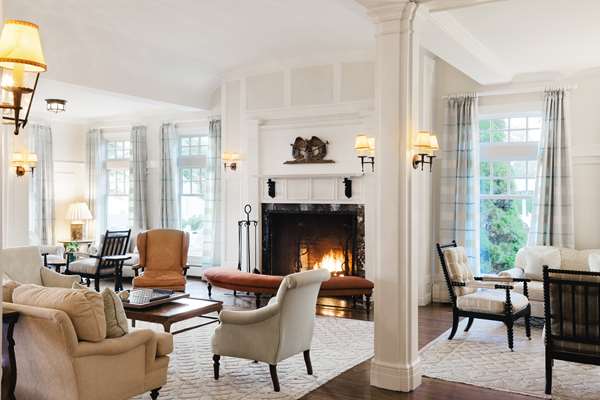 Bar - Chatham Bars Inn