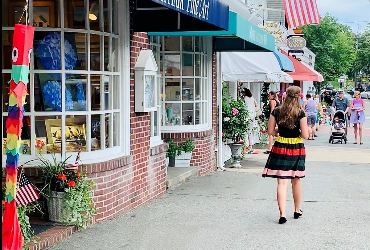 Mariya Strolling Main St CendynSize | Chatham Bars Inn