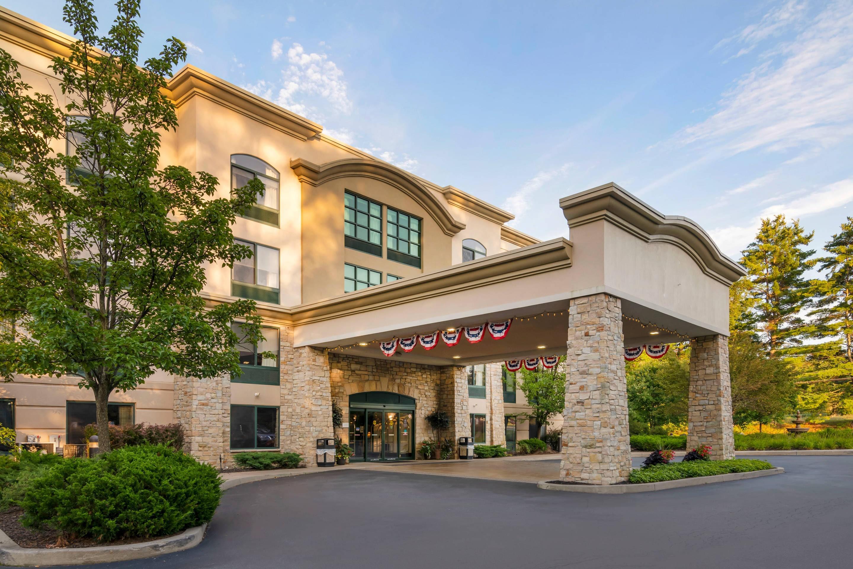 Hotel exterior | Comfort Inn & Suites