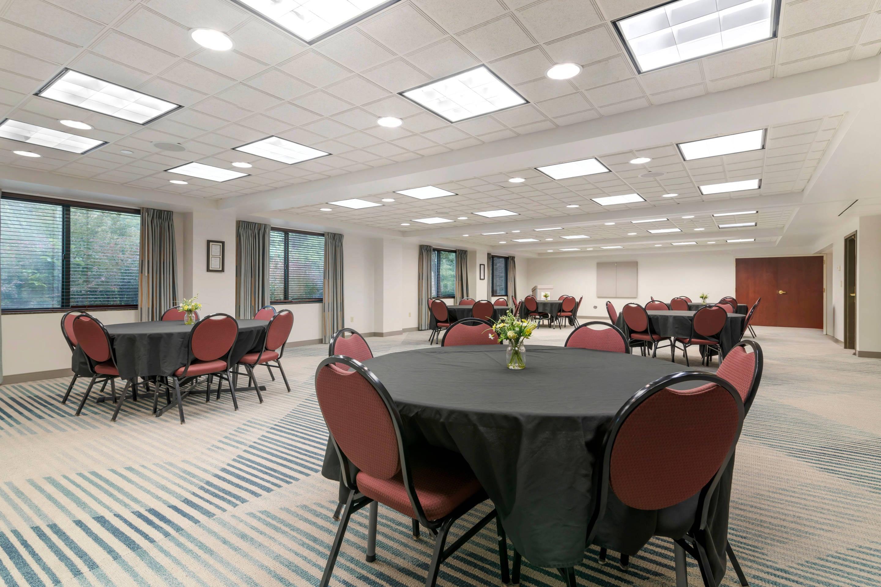 Conference Room | Comfort Inn & Suites