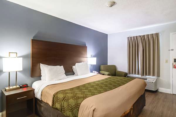  - SureStay Hotel by Best Western Airport Brunswick - I-95, Exit 38
