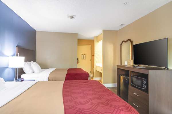  - SureStay Hotel by Best Western Airport Brunswick - I-95, Exit 38
