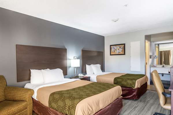  - SureStay Hotel by Best Western Airport Brunswick - I-95, Exit 38