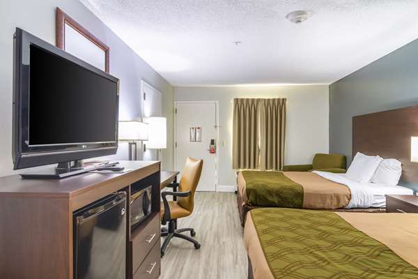  - SureStay Hotel by Best Western Airport Brunswick - I-95, Exit 38