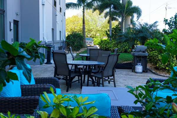  - Magnolia Pointe Hotel East Sarasota - I-75, Exit 210