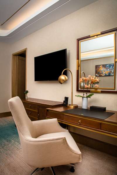 Suite - Blossom Hotel Medical Center Houston