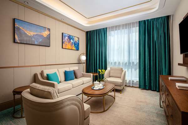 Suite - Blossom Hotel Medical Center Houston