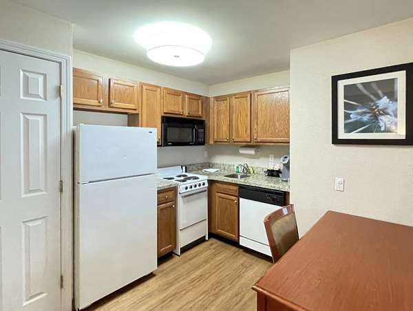 Suite - Smart Suites South Burlington