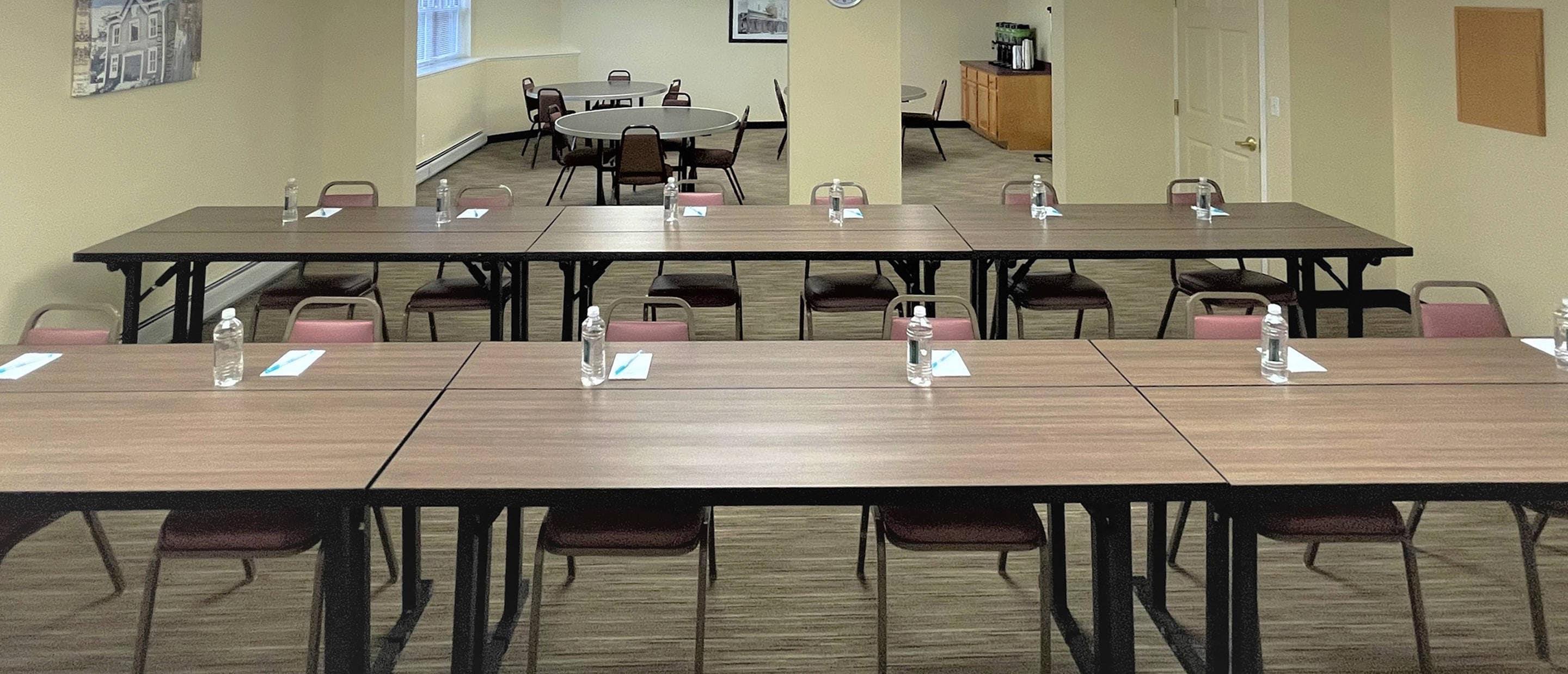 Meeting room | Smart Suites, Ascend Hotel Collection