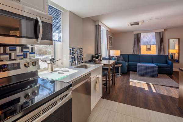  - Scholar State College Hotel