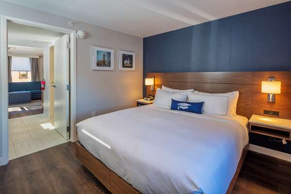  - Scholar State College Hotel