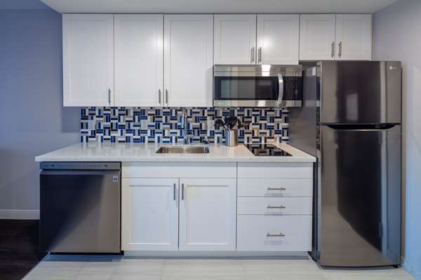  - Scholar State College Hotel