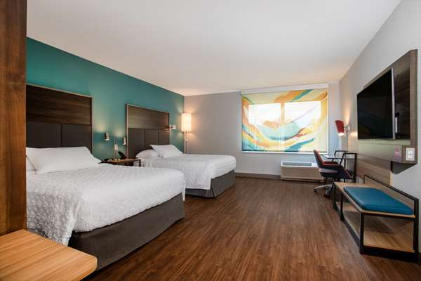  - Tru by Hilton Hotel Bradenton - I-75, Exit 217